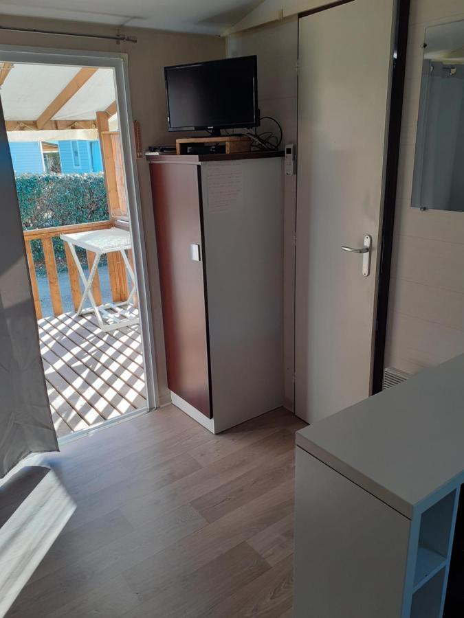 Mobilhome Agreable Sans Draps Ni Serviettes Пор-ла-Нувел Екстериор снимка
